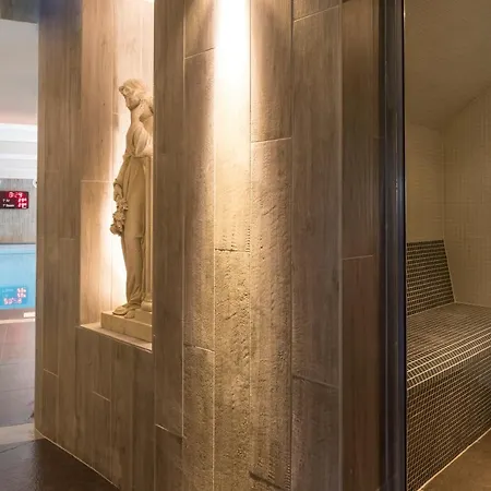 Terre De Provence & Hotel 3*